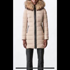 Mackage CALLA AGILE-360 STRETCH LIGHT DOWN COAT WITH NATURAL FUR COLLAR size S